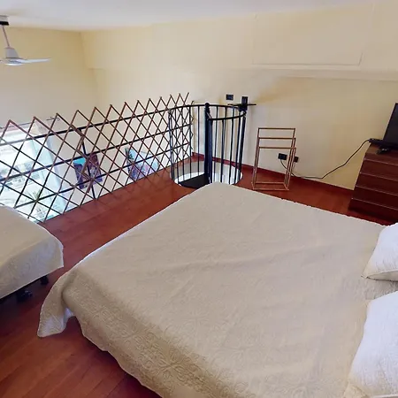 Apartment Joli Mezzanine, Proche Plages, Wifi Et Animaux Admis - Fr-1-196-289 Menton